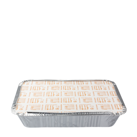 Forma de alumínio retangular com tampa de 980 ml da Pinto & Coelho, ideal para assados e armazenamento de alimentos.